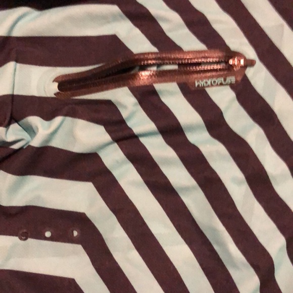 Oakley swimsuit - Picture 2 of 5